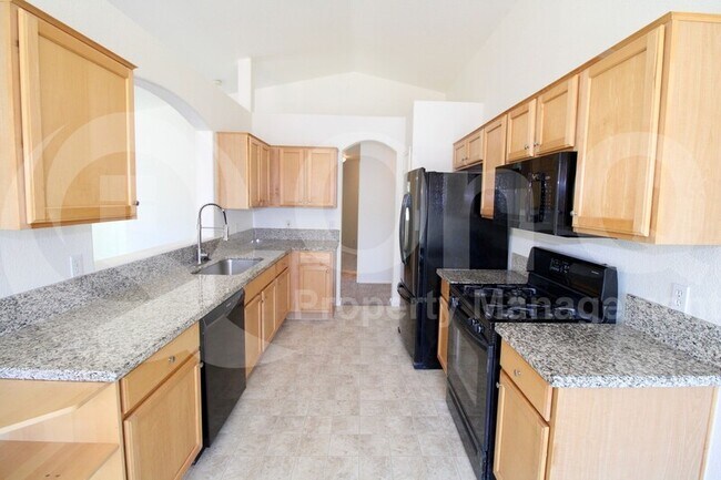 Building Photo - 7871 W Sacramento Hill Dr