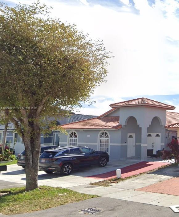 Foto del edificio - 8864 NW 110th St