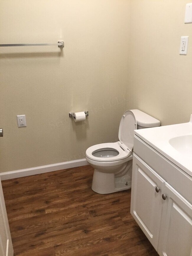 Foto del edificio - Orange Blossom Apartments