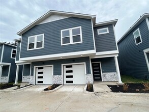 Building Photo - 3535 Alderfer St