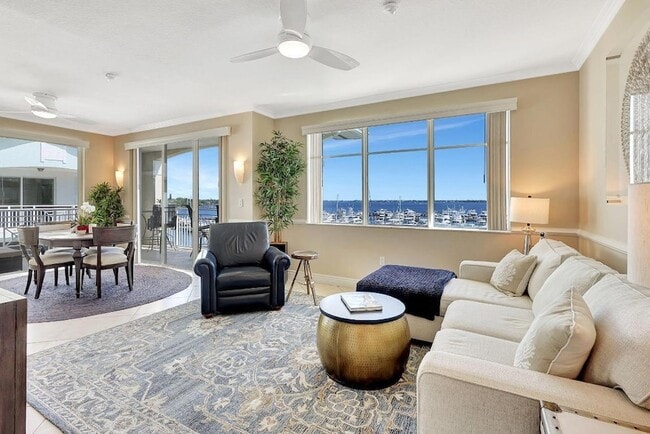 Photo - 775 NW Flagler Ave Apartment