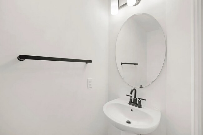 Foto del edificio - 43 Fairmount Grv Dr