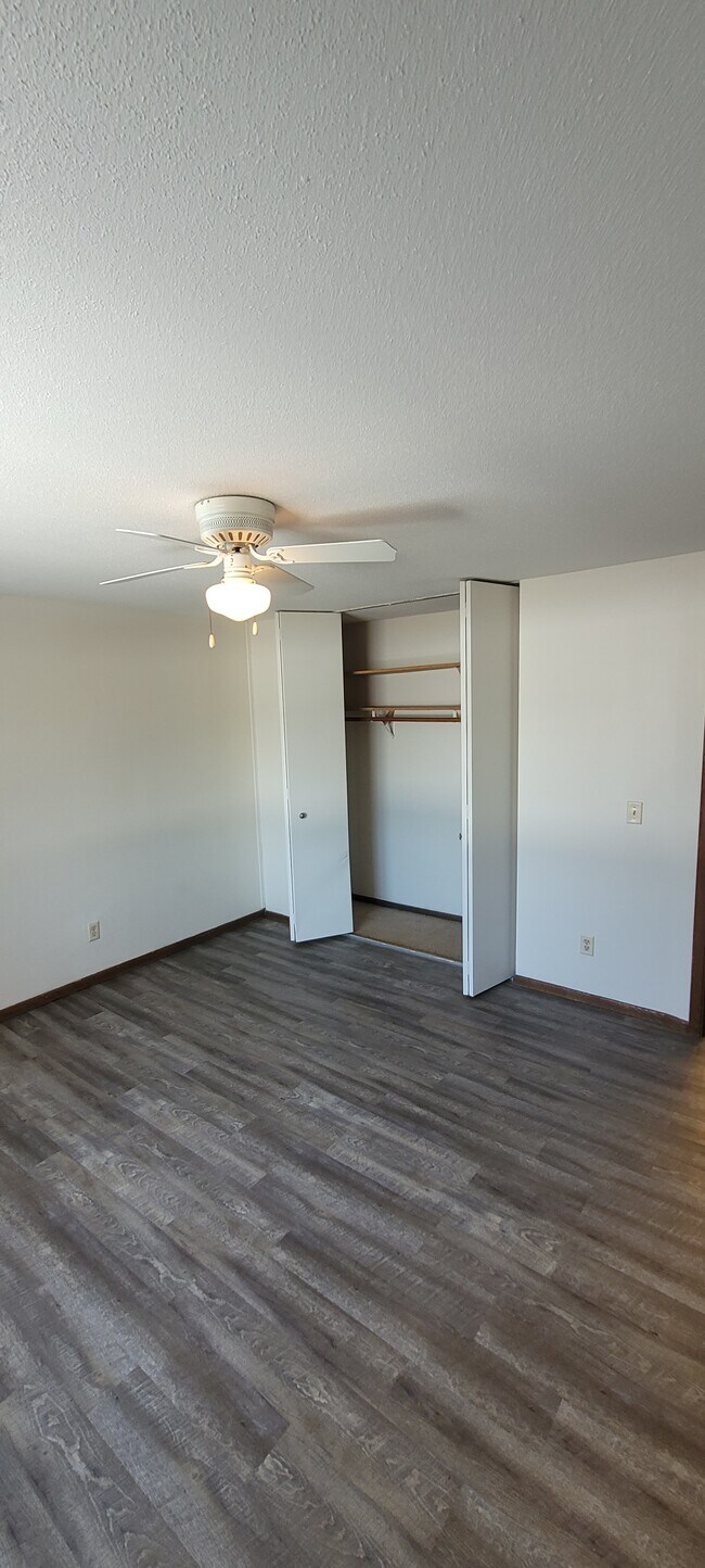 Bedroom - 601 Hoyt Ave E
