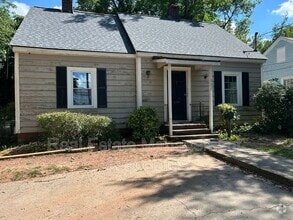 Building Photo - 804 W Poplar St