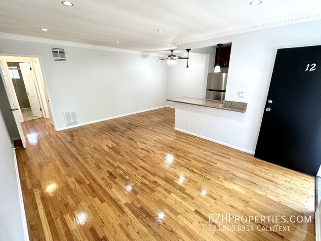 Foto del edificio - Updated 1Bed 1Bath In Prime West Hollywood