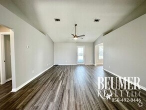 Building Photo - 205 Bimini Ct
