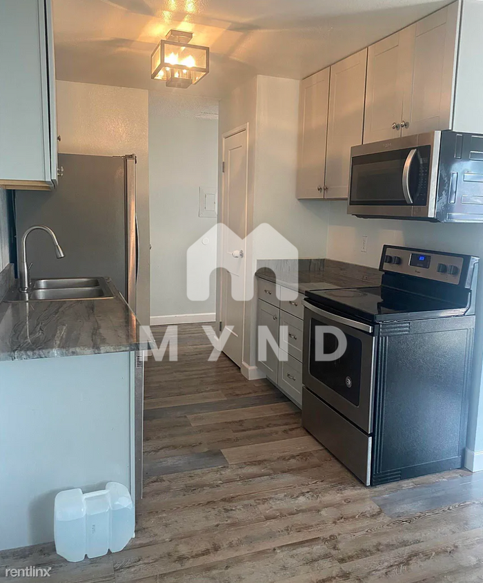 Primary Photo - 2 br, 1 bath Condo - 4602 Neil Rd Unit 64 ...