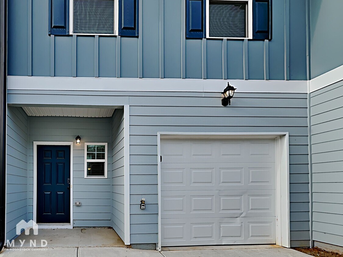 Foto principal - 5097 Lower Elm St