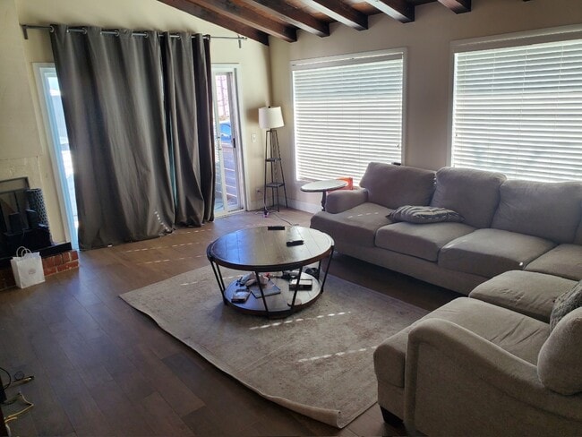 Building Photo - 4126 Hilaria Way