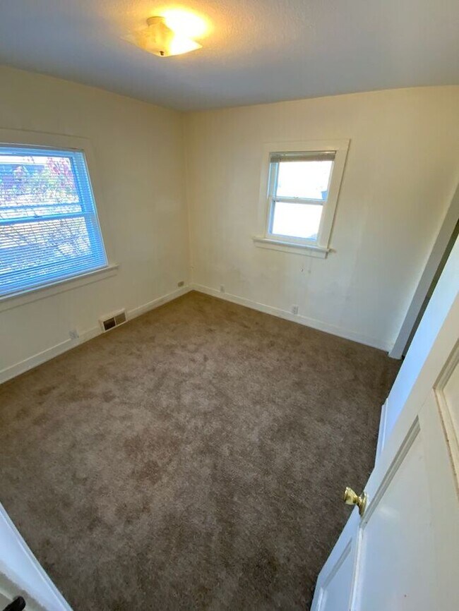 Foto del edificio - Available NOW!!! University Place HOME! 3bdr 2 bath