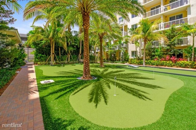 Foto del edificio - 2 br, 2 bath Apartment - 1617 SE 17th St