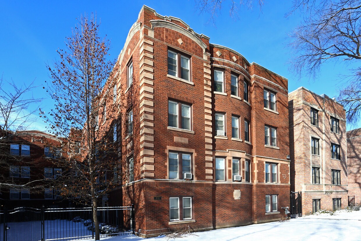 Building Photo - 125-133 Clyde Ave