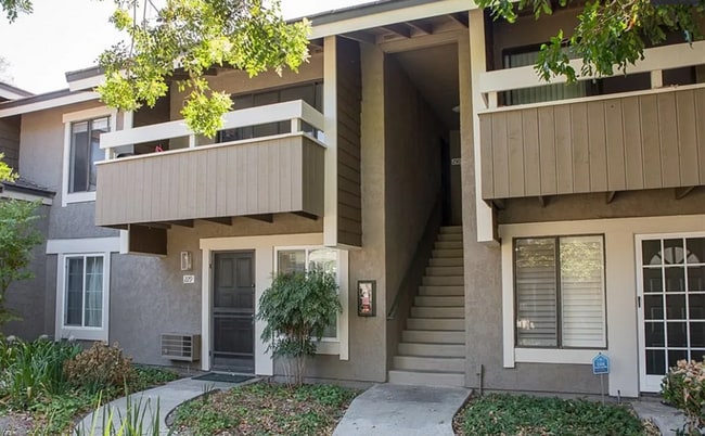 Move-In Ready 2BR | Fresh Paint | Unfurnished & Ready for Your Style - Move-In Ready 2BR | Fresh Paint | Unfurnished & Ready for Your Style House