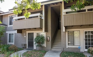 Building Photo - 230 Springview