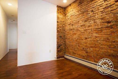 Building Photo - 577 Saint Johns Pl