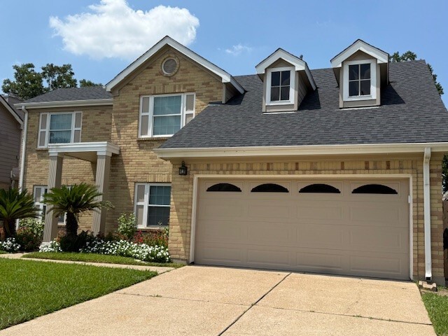 Building Photo - 1018 Wentworth Dr