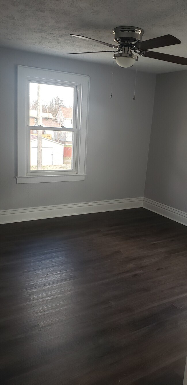 Foto del edificio - 621 Webb Ave SW