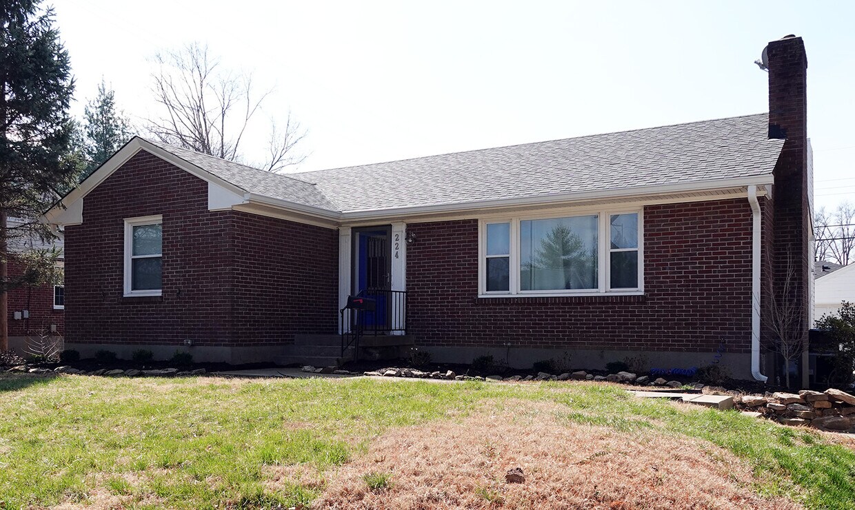 224 Alcott Rd, Louisville, KY 40207 House Rental in Louisville, KY