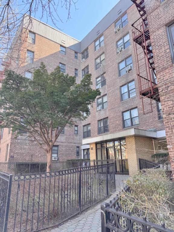 Primary Photo - 2 bedroom in ELMHURST NY 11373