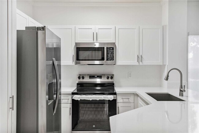 Foto del edificio - 12200 SW 6th St