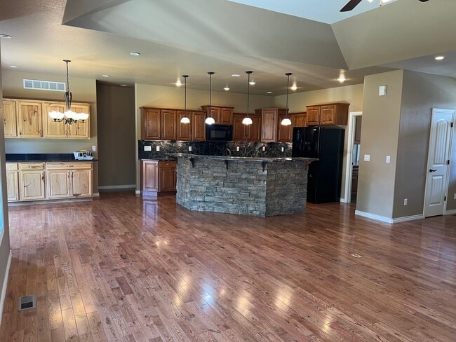 Building Photo - 4548 Westcott Dr