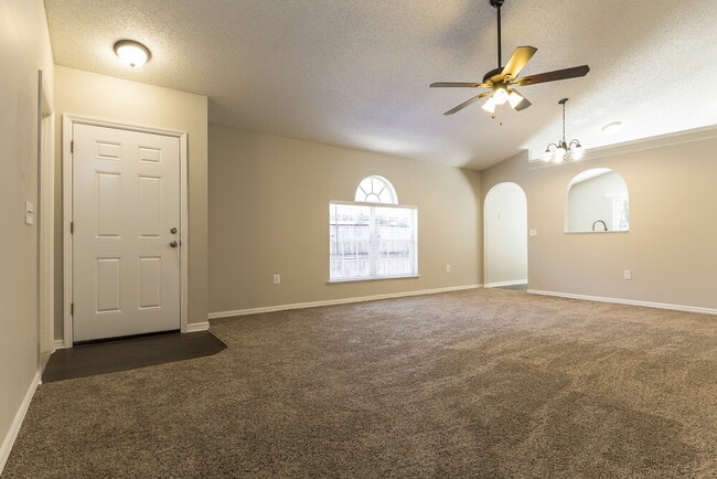 Building Photo - 6748 Ebans Bend