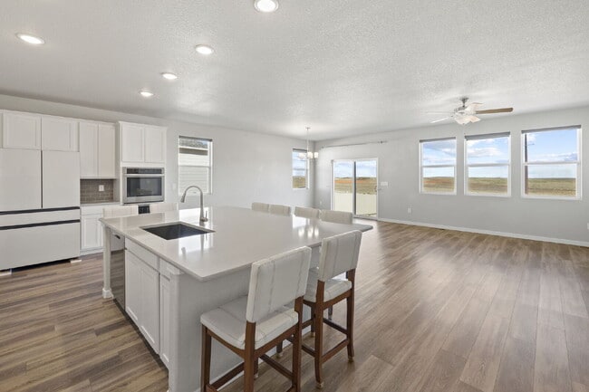 Building Photo - 5255 Big Johnson Dr