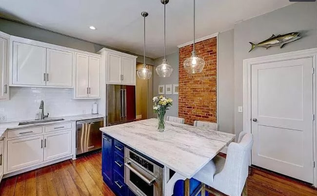 Building Photo - 156 Cypress St