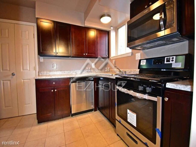 Building Photo - 6109 Bellona Ave