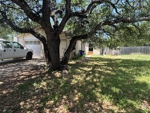 Building Photo - 11606 Castle Rock Ct
