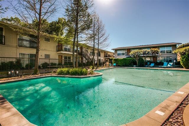 Building Photo - 4616 W Lovers Ln