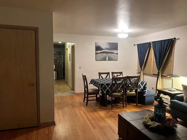 Foto del edificio - 2428 N 75th Ct