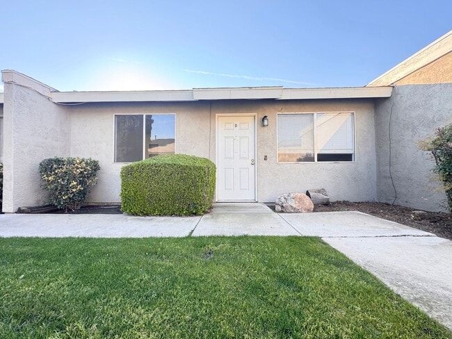 Building Photo - 7900 N Laurelglen Blvd