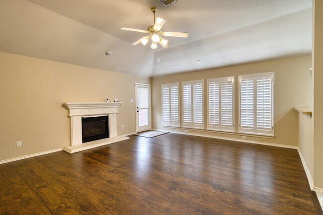 Foto del edificio - 8755 Sunset Trace Dr