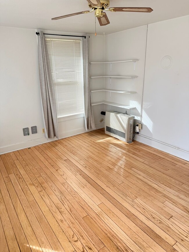 Foto del edificio - Standalone Cottage in Downtown Colorado Springs!