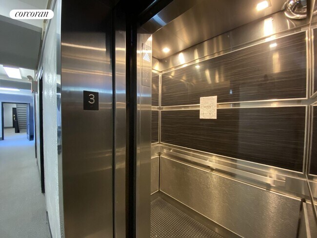 Foto del edificio - 6615 Wetherole St