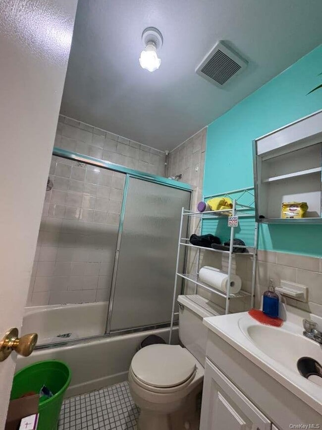 Foto del edificio - 34-53-53 106th St