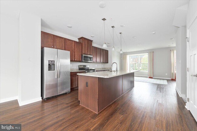 Building Photo - 5917 Sauerwein Way