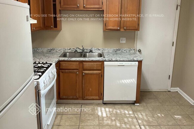 Foto del edificio - 2805 Wildflower Ln SW