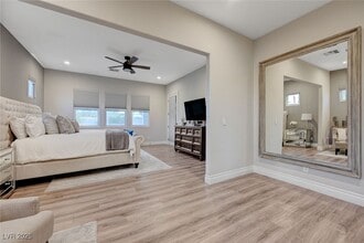 Building Photo - 5595 El Camino Rd