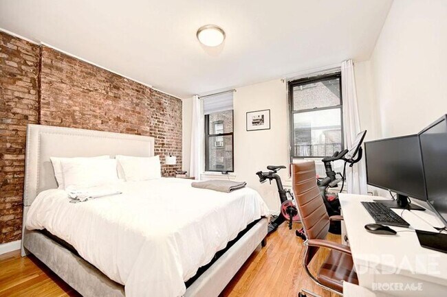 Building Photo - 2 bedroom in NEW YORK NY 10014