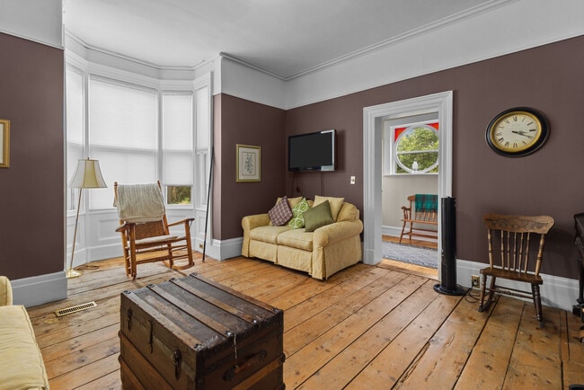 Photo du bâtiment - 79 Alexander St