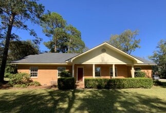 Building Photo - 201 Highland Rd