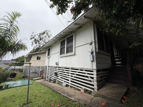 Building Photo - 2434 Waolani Ave