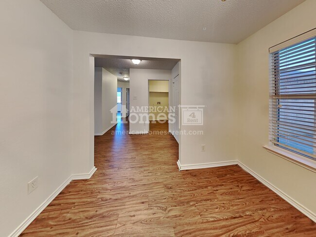 Foto del edificio - 1020 Chelsea Lane