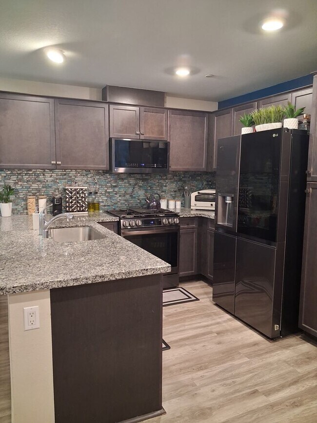 Foto del edificio - 7155 Citrus Ave