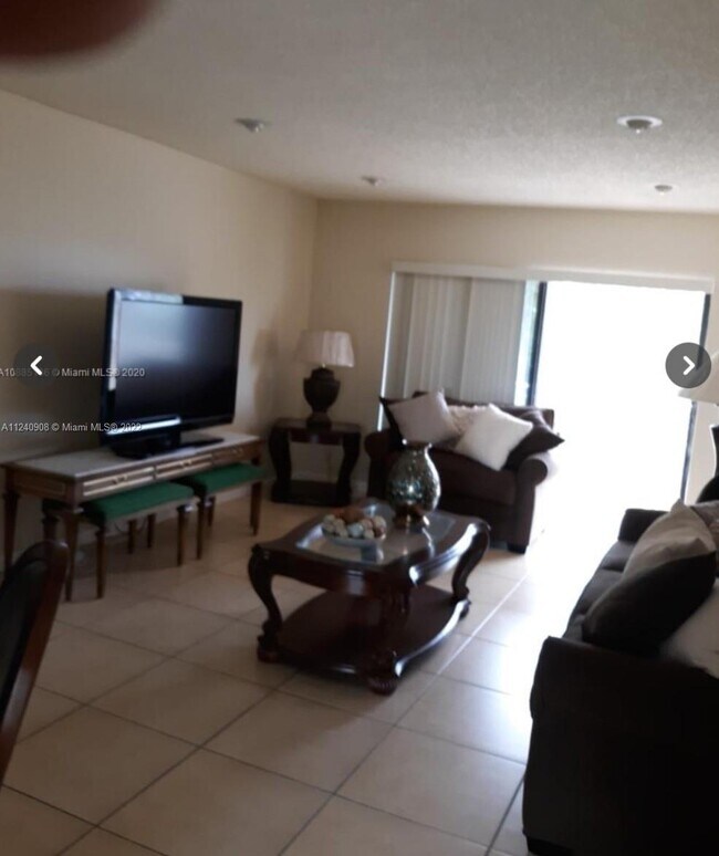 Foto del edificio - 9301 SW 92nd Ave