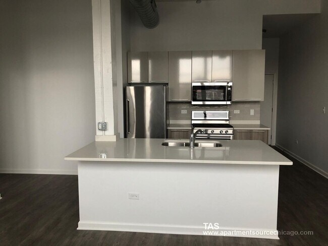Photo - Loft-style condo-quality 3 Bed/2 ba IN UNIT LAUNDRY