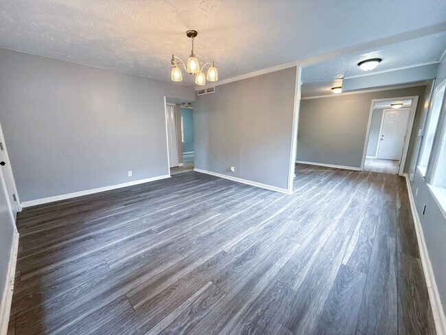 Foto del edificio - 3 Bed Home in Waverly with Modern Charm, G...