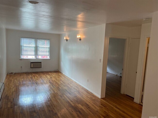 Building Photo - 240-24-240-68 68th Ave